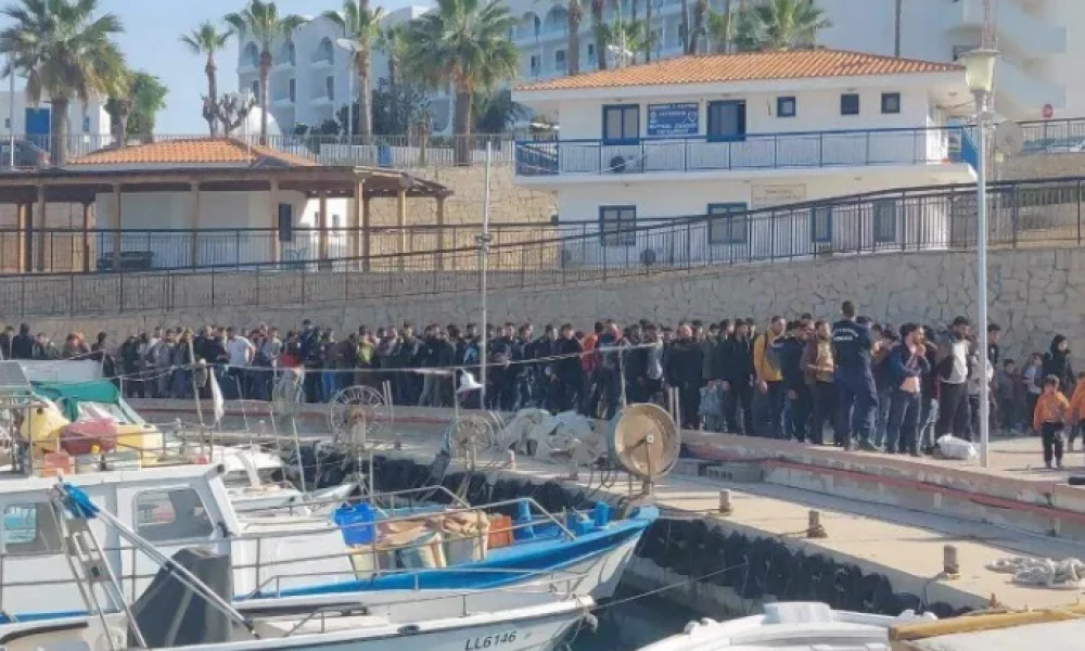 Ασταμάτητες ροές μετανάστων στην Κύπρο - Έκτακτη σύσκεψη του Συμβουλίου Εθνικής Ασφάλειας
